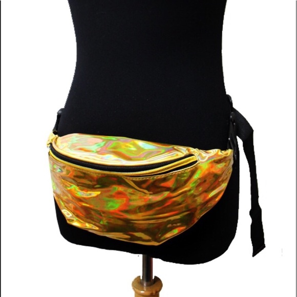 🌈 Hologram Cross Fanny 🌈 - Picture 6 of 8